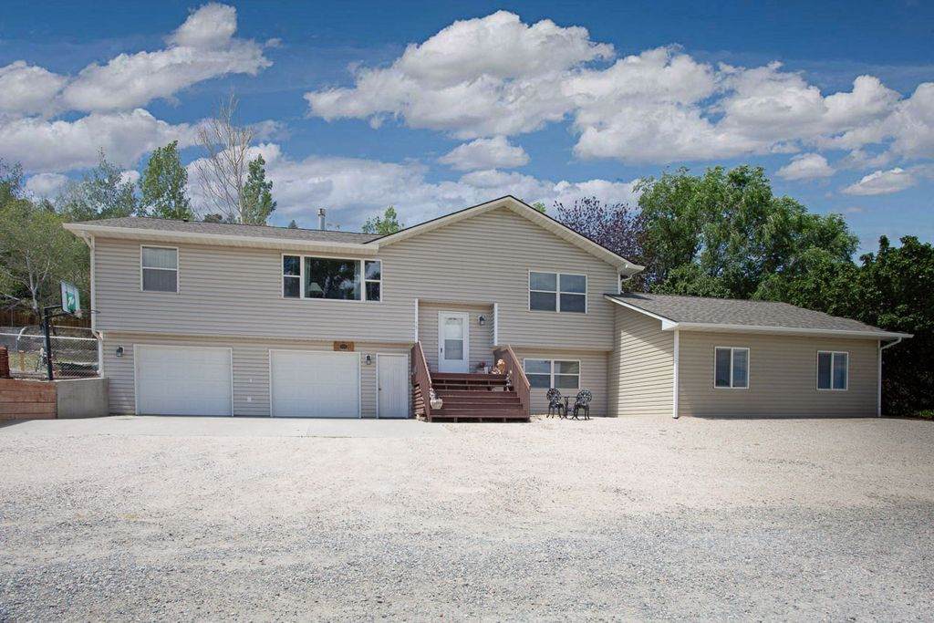 15 Rimrock Drive - Photo 1