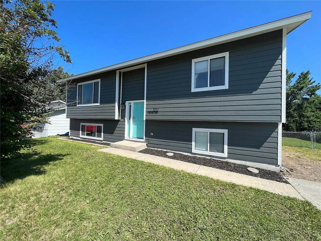 1037 Caroline Street - Photo 1
