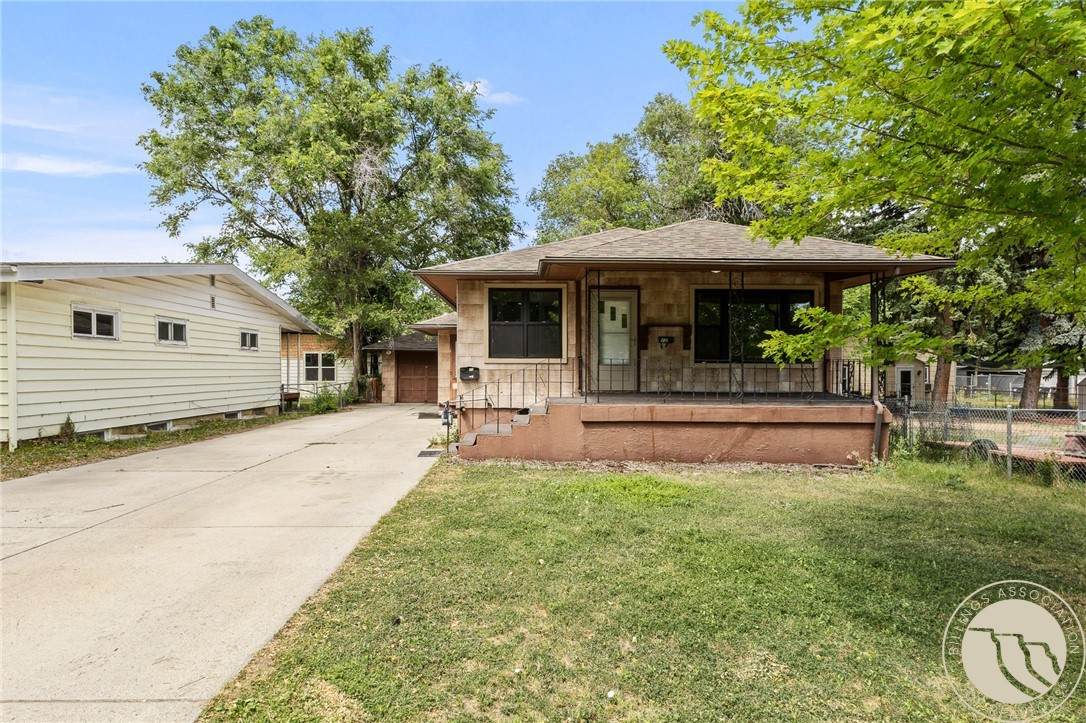 731 Avenue C - Photo 1