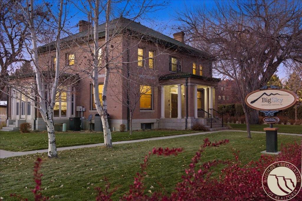 820 Division Street - Photo 1