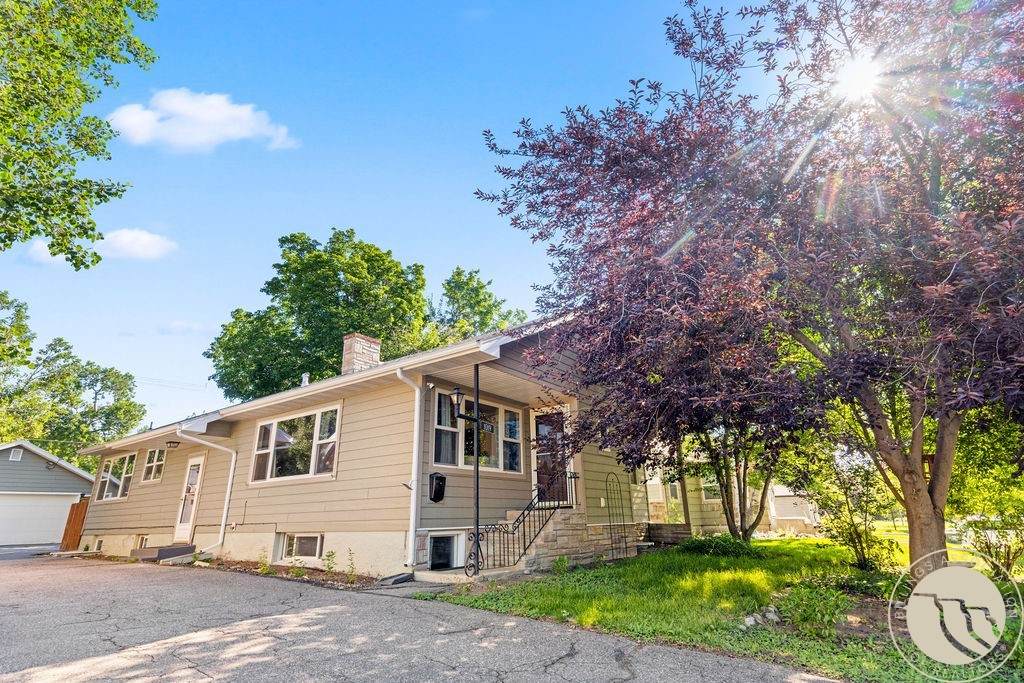 1019 Poly Drive - Photo 1