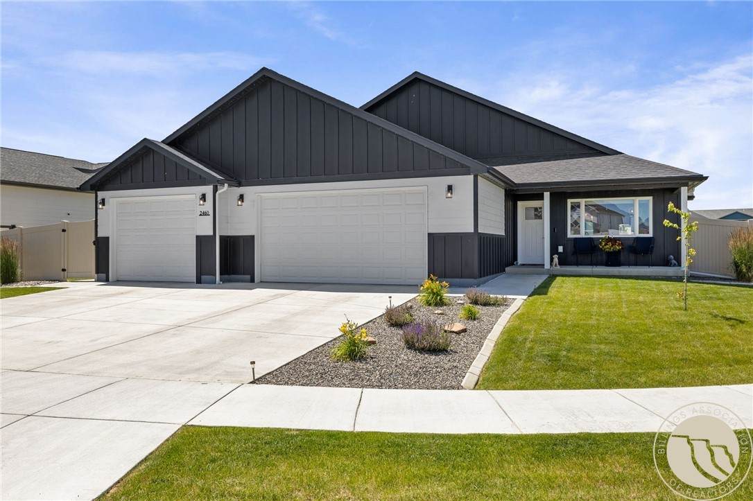 2460 Bonito Loop - Photo 1