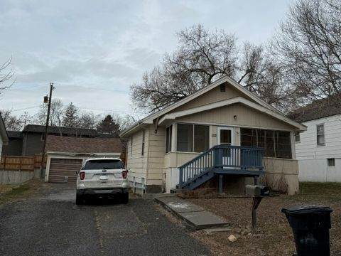 1112 Sunnyside Lane - Photo 1