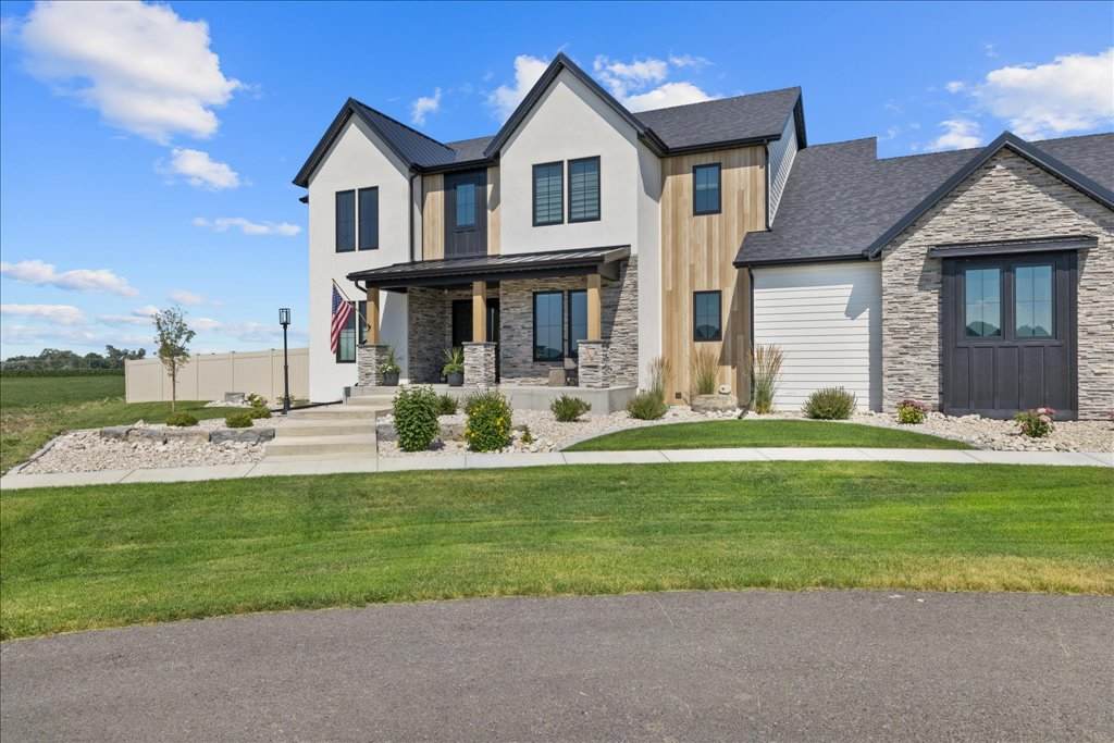 518 Moonstone Lane - Photo 1