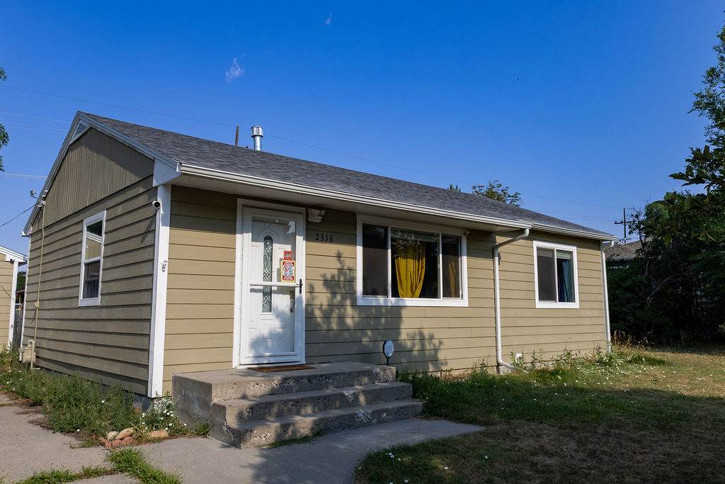 2316 Meadowood Street - Photo 1
