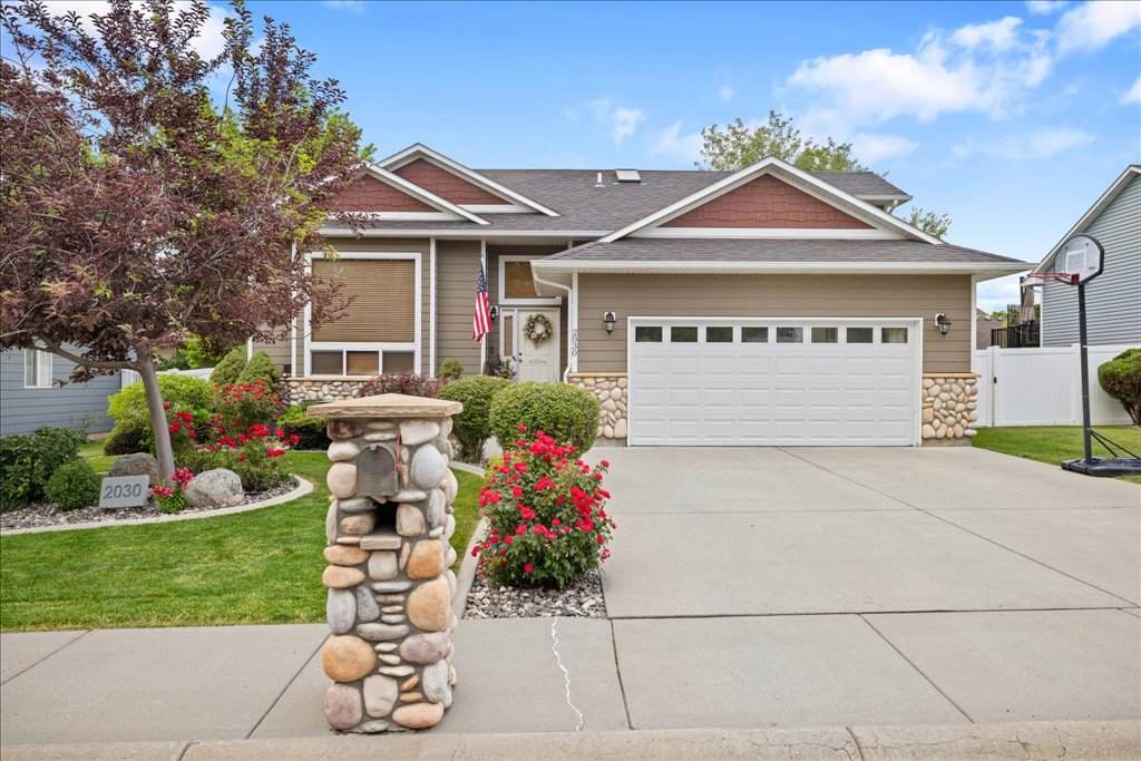 2030 Tanner Lane - Photo 1