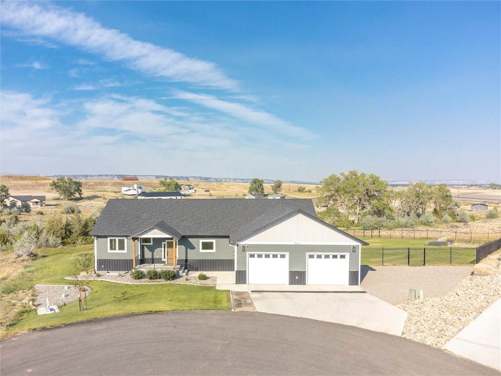 7644 White Pine Circle - Photo 1