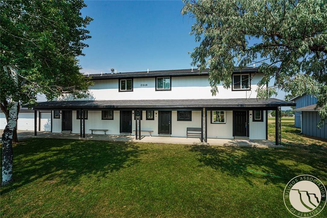 2049 Clubhouse Way - Photo 1