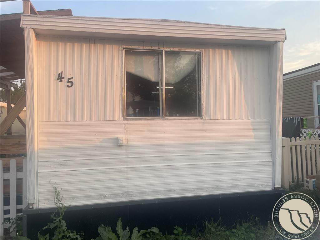 307 Billings Boulevard - Photo 1