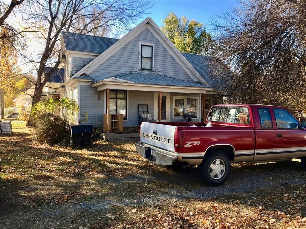 1548 Shopis Avenue - Photo 1