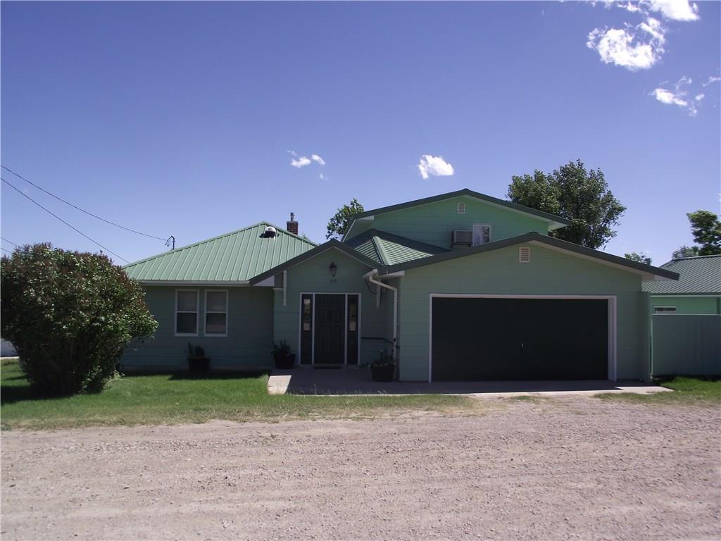 145 Nw Pritchard Street - Photo 1