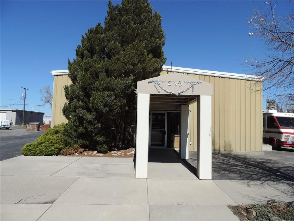 219 24th Street - Photo 1