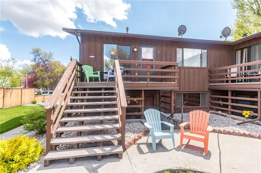 607 Avenue F - Photo 1