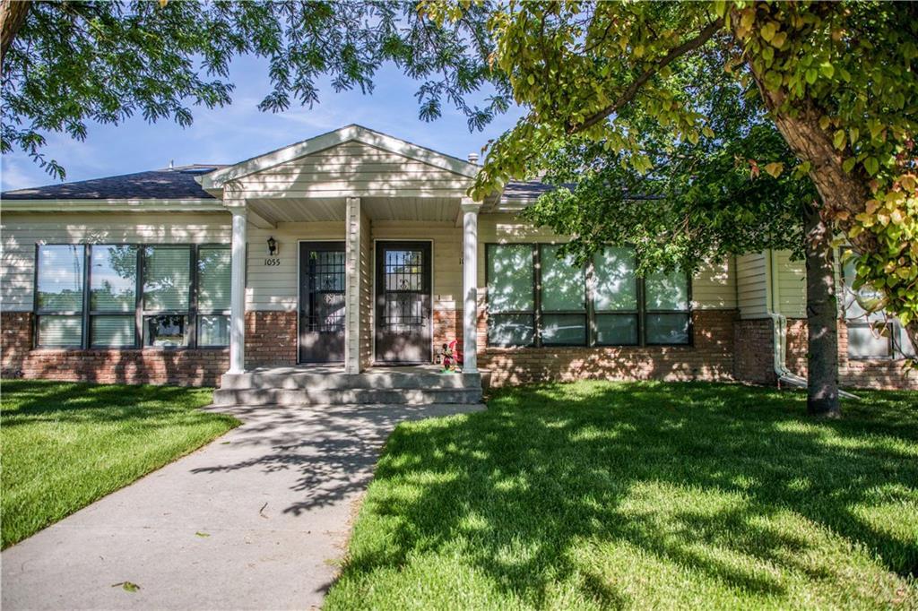 1053 Montana Avenue - Photo 1