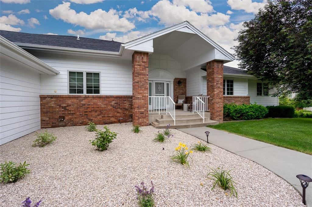 3612 Powderhorn Circle - Photo 1