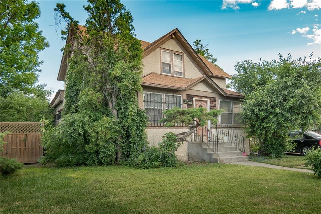 32 Grand Avenue - Photo 1