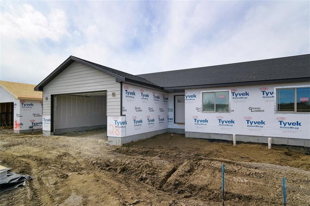 33 Twin Pines Loop - Photo 1