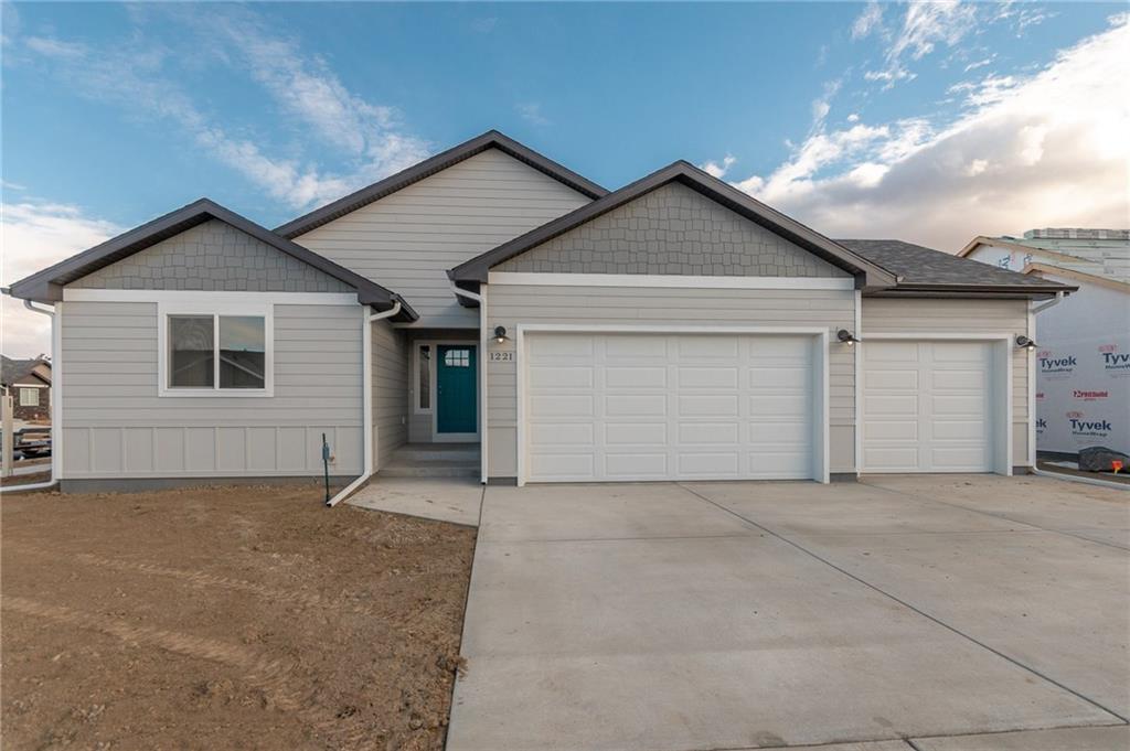 1221 Daylight Lane - Photo 1