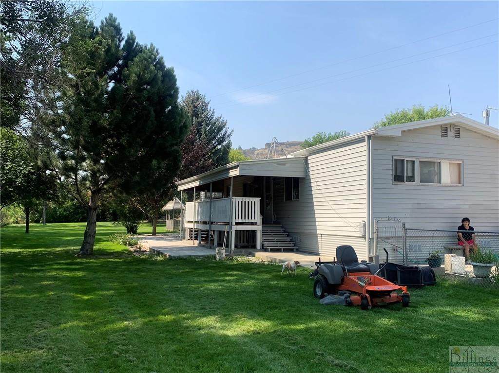 2843 Hwy 10 E - Photo 1