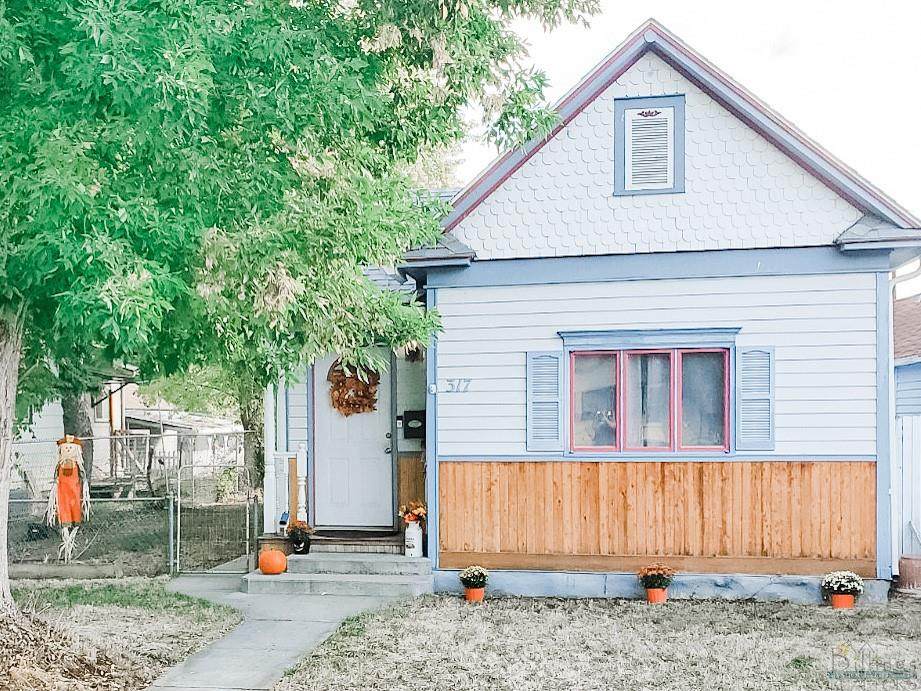 317 30th Street - Photo 1