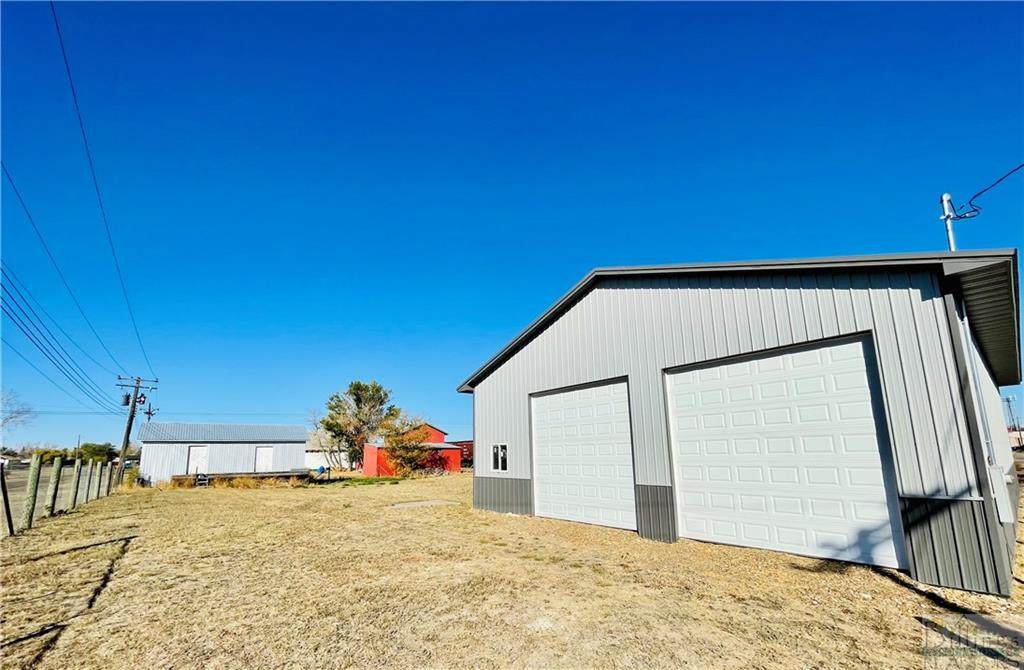 124 W Northern Avenue - Photo 1