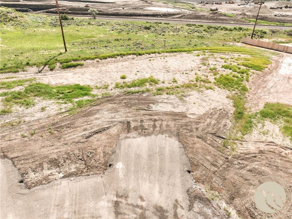 7201 White Pine Circle - Photo 1