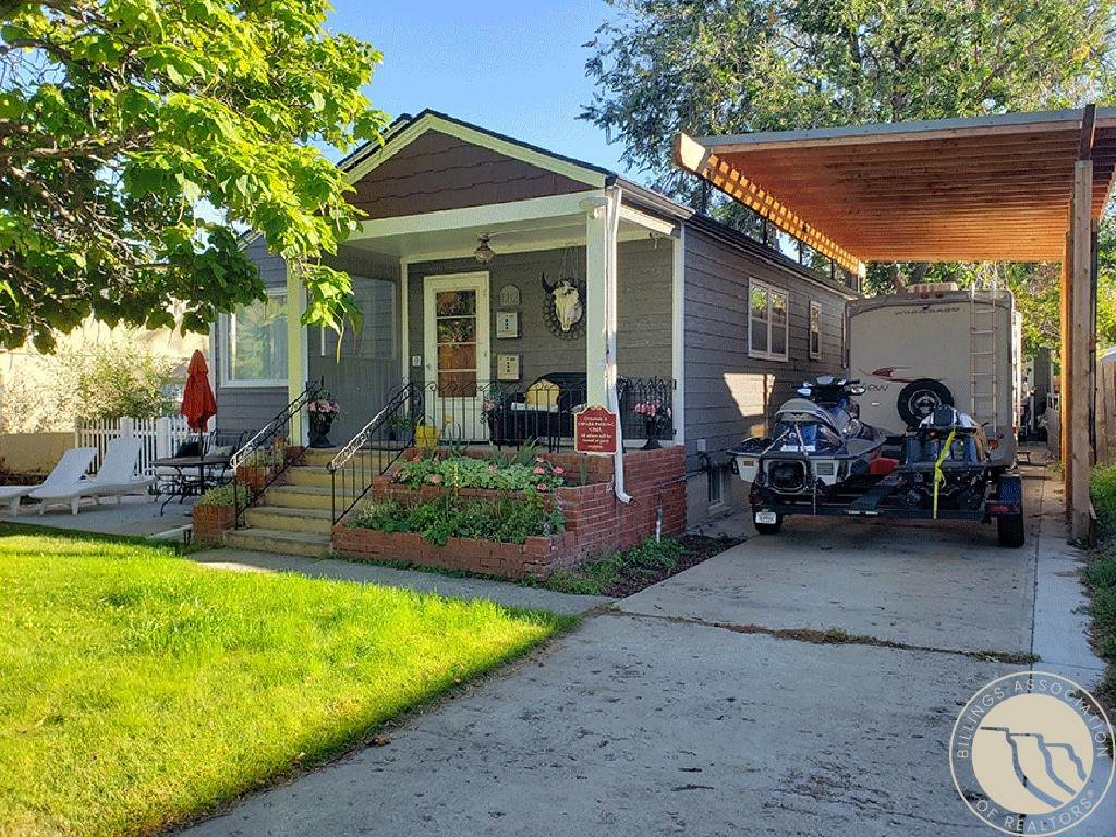 1212 Custer Ave - Photo 1