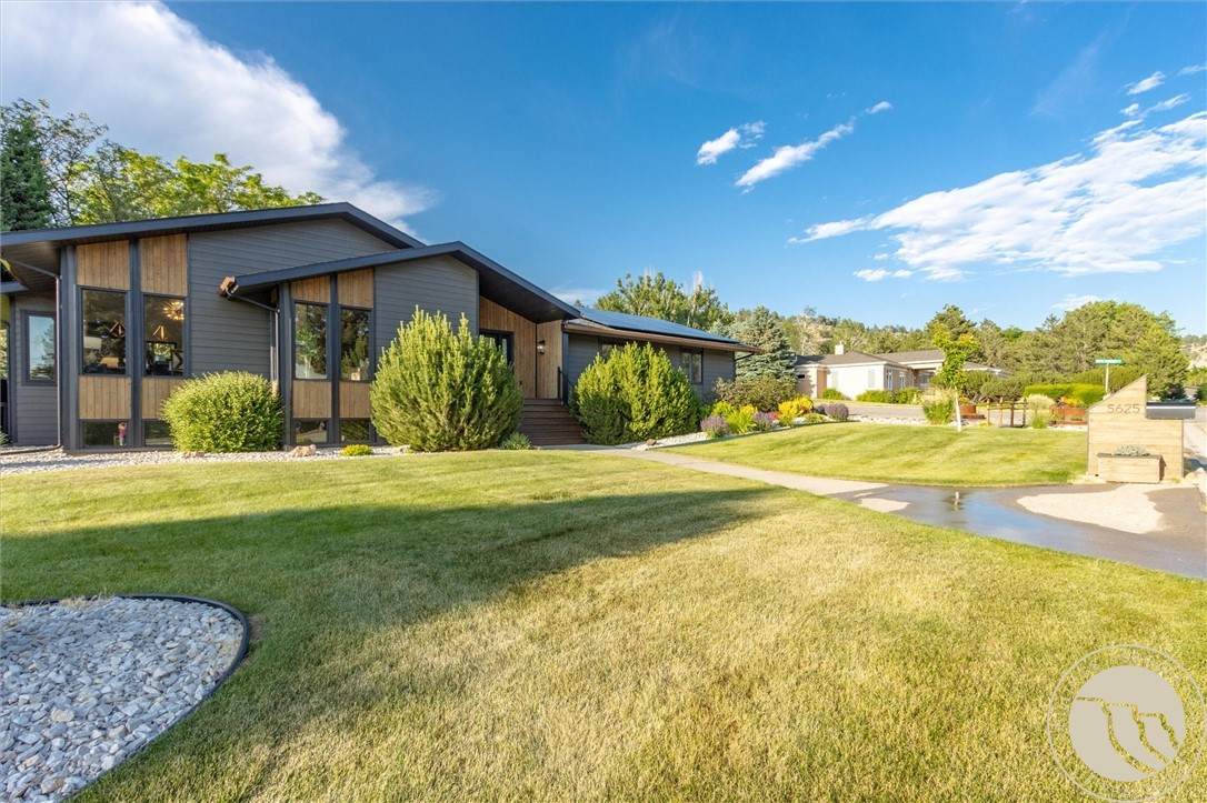 5625 Walter Hagen Drive - Photo 1