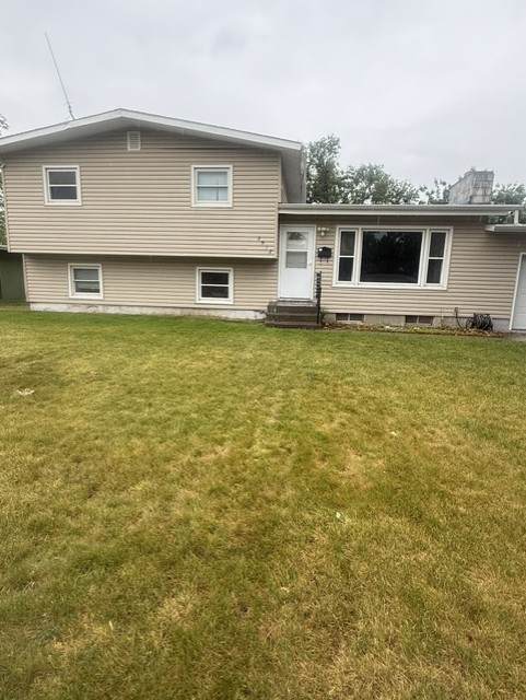 2562 Lillis Lane - Photo 1