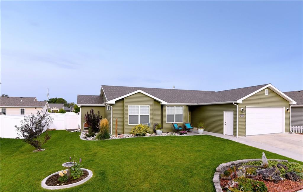 1428 King Richard Street - Photo 1