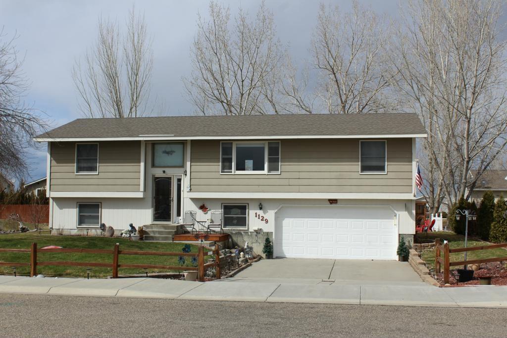 1129 Rangeview Drive - Photo 1