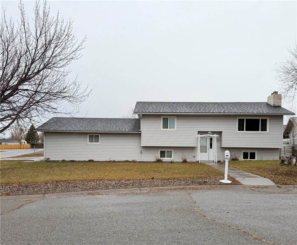 739 Tanglewood Drive - Photo 1