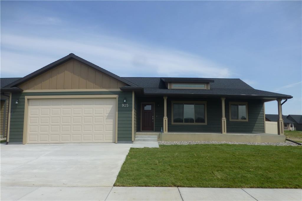 925 Bitterbrush St - Photo 1