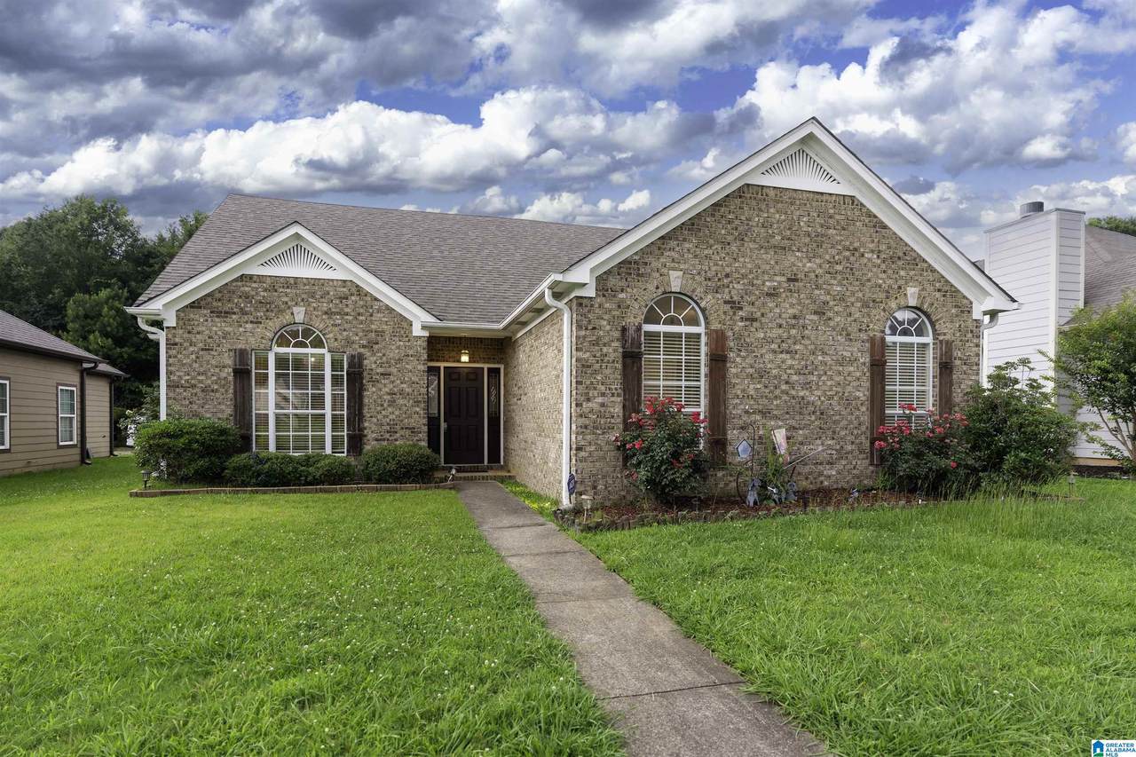 5911 Marchester Circle - Photo 1