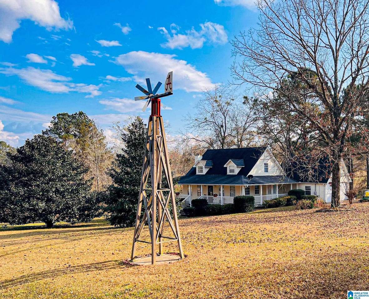 705 Bowman Circle - Photo 1