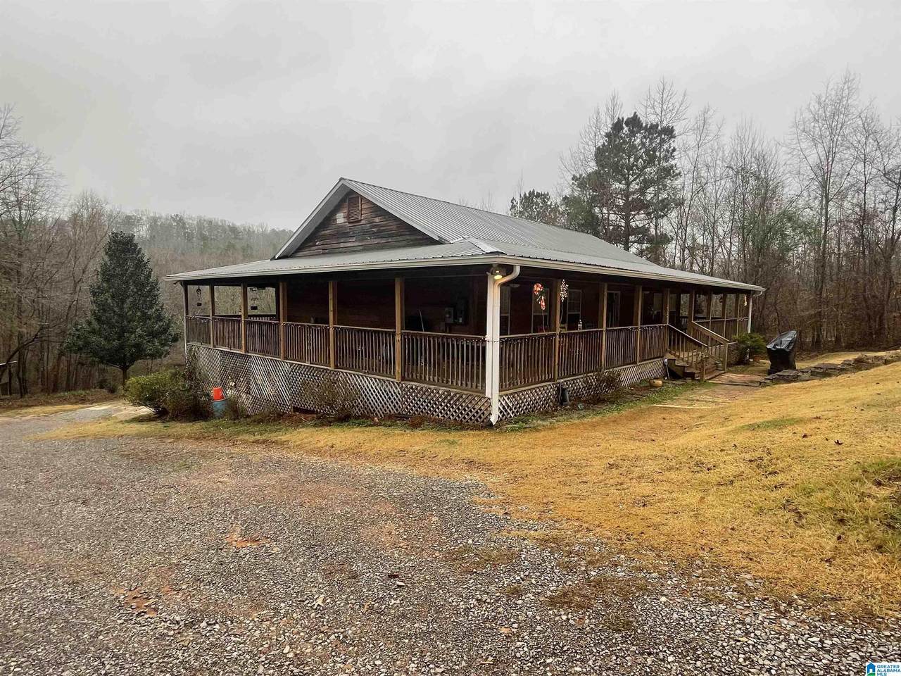 945 Hatchet Creek Lane - Photo 1