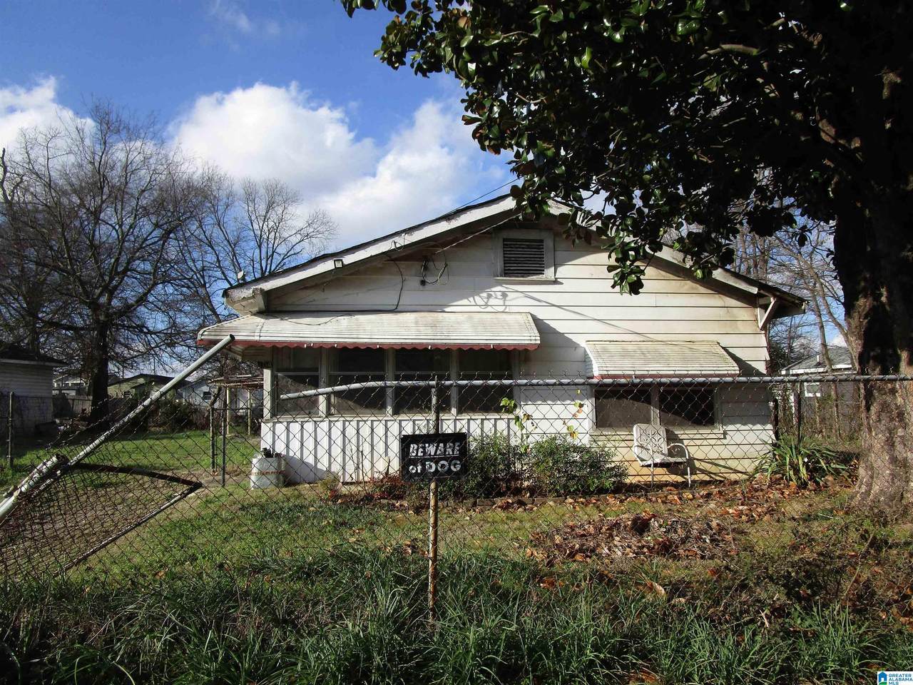 104 3RD AVENUE - Photo 1
