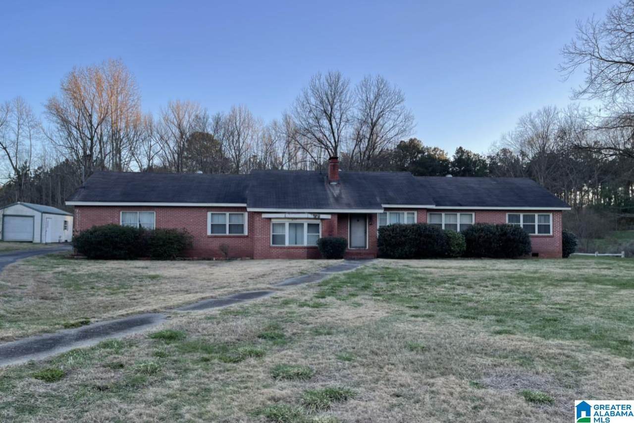 907 Pipes Avenue - Photo 1