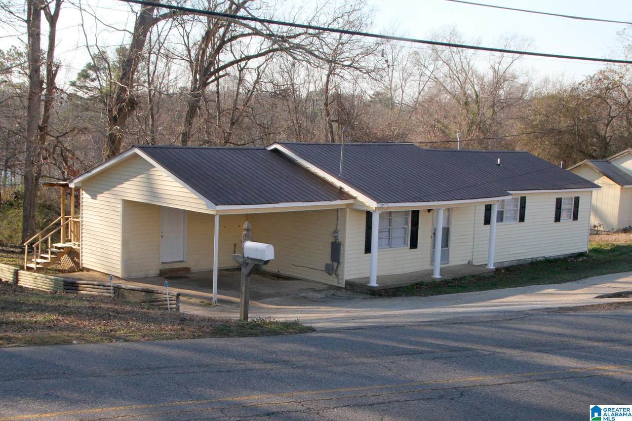 4718 Saks Road - Photo 1