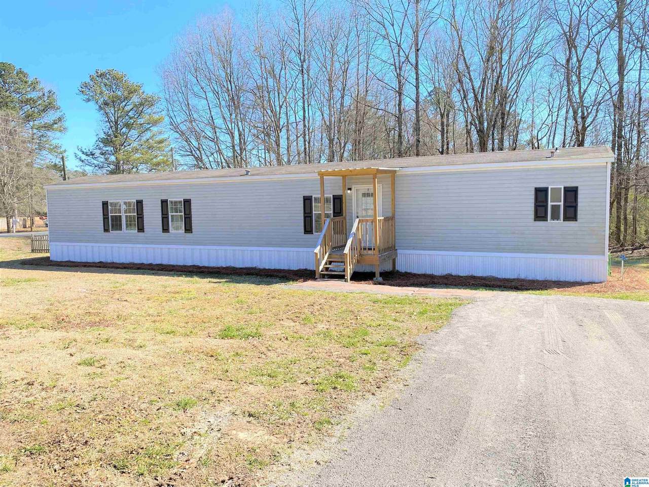 11 Larson Lane - Photo 1
