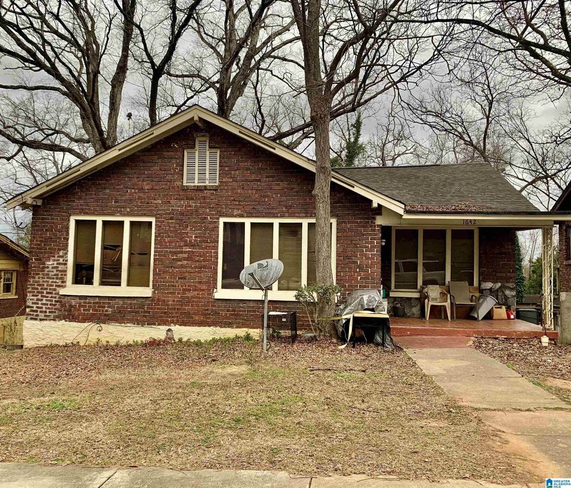 1642 Graymont Avenue - Photo 1