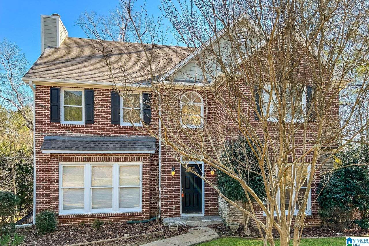 1917 Valewood Circle - Photo 1