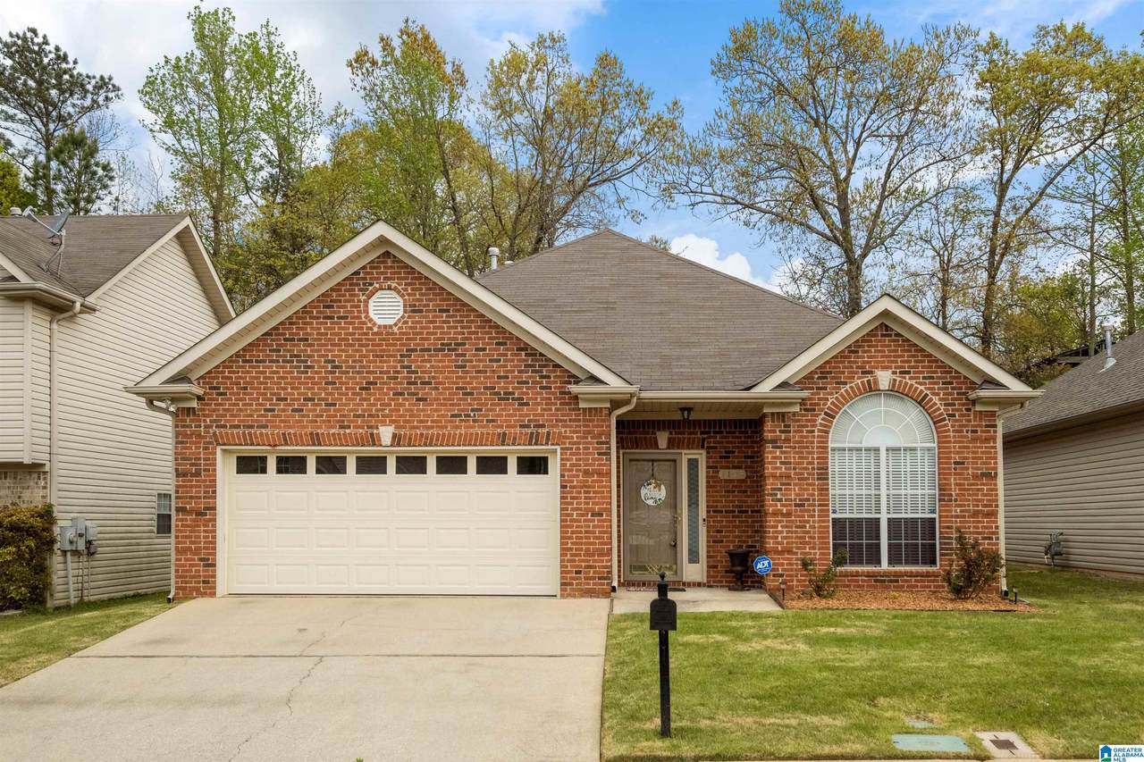 1125 Windsor Parkway - Photo 1