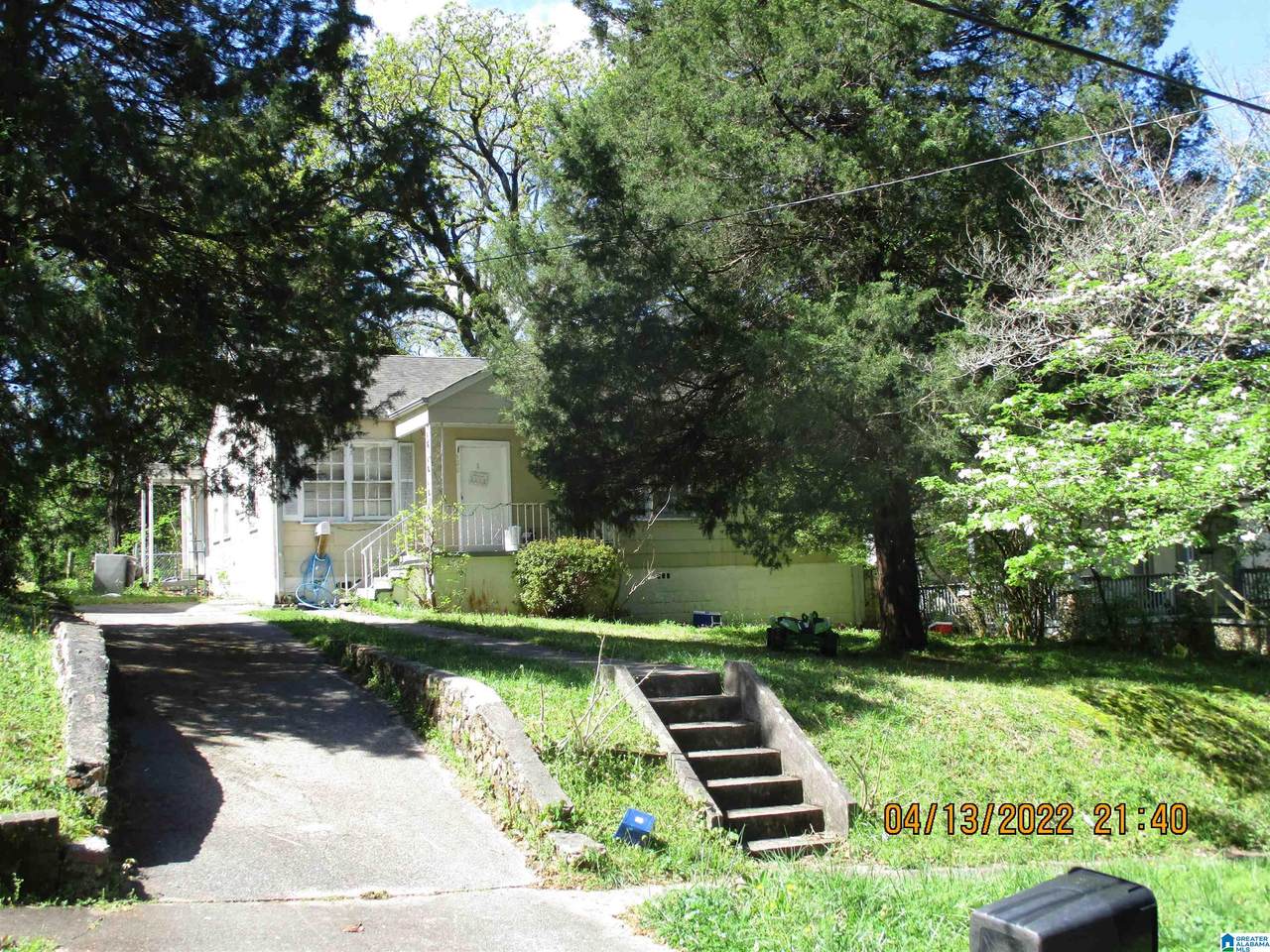 920 80TH STREET - Photo 1