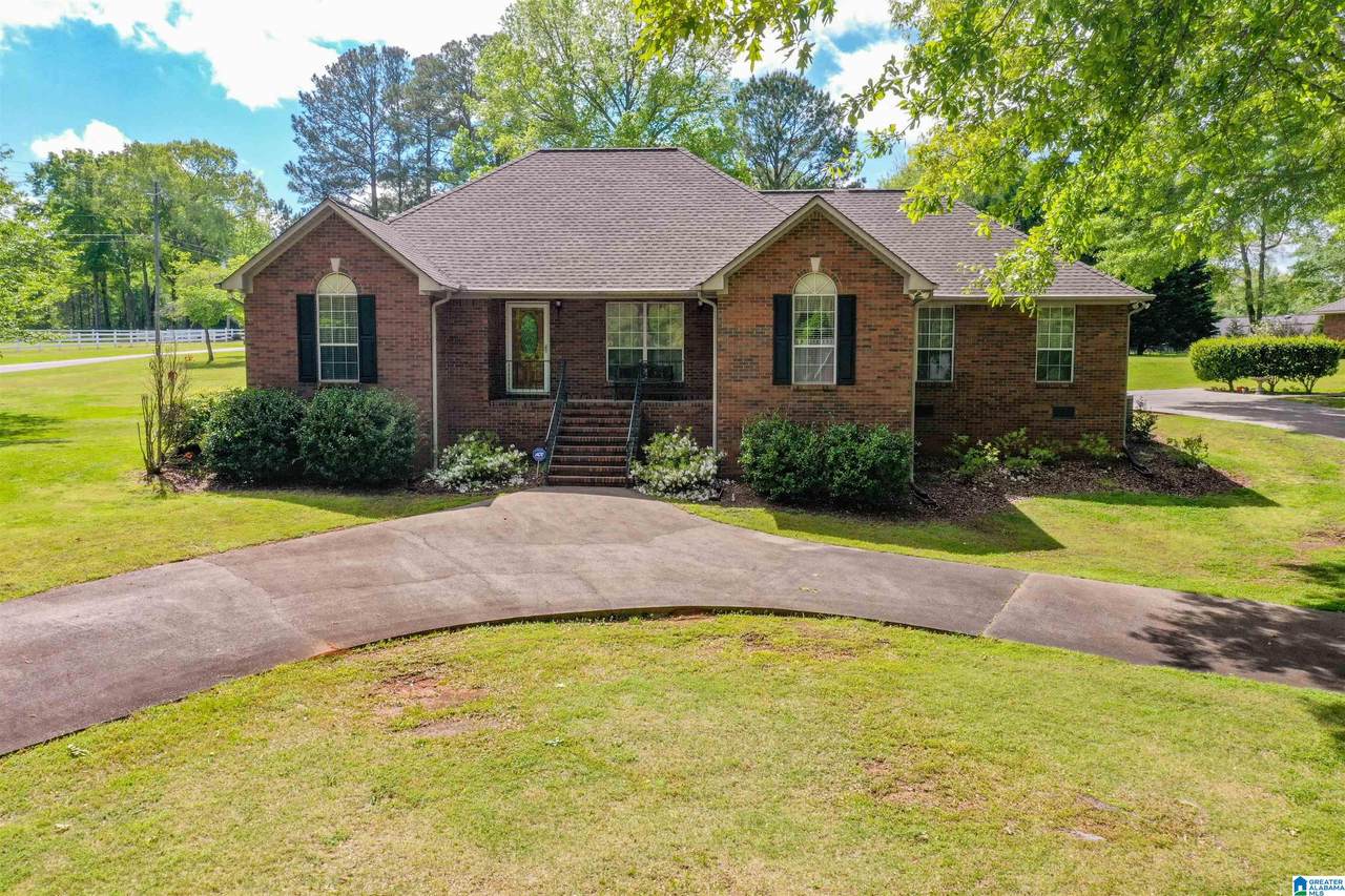 405 Eagle Pointe Drive - Photo 1