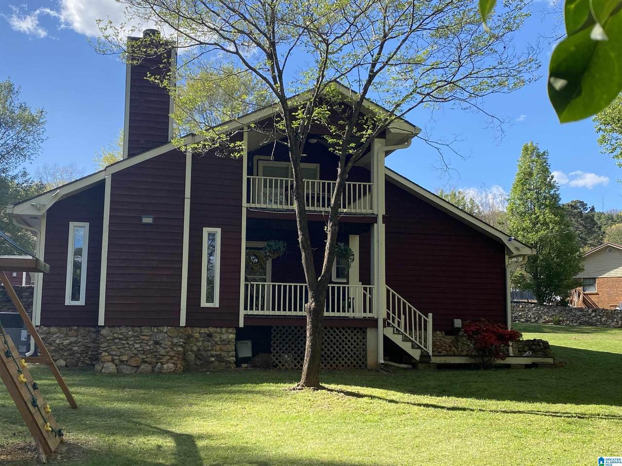 811 Roy Court - Photo 1