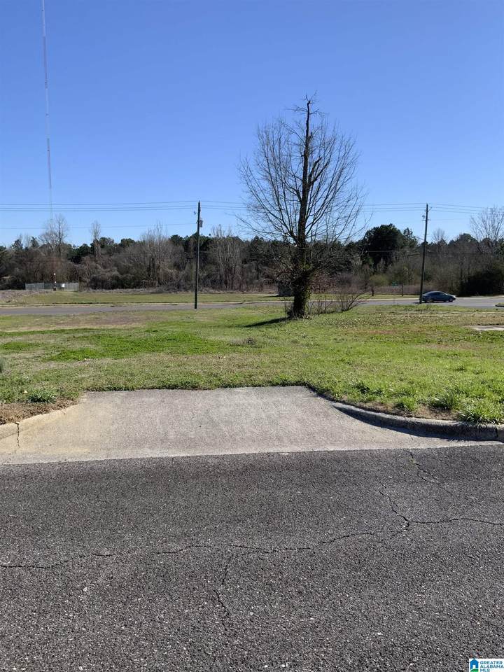 23 Woodcrest Drive - Photo 1