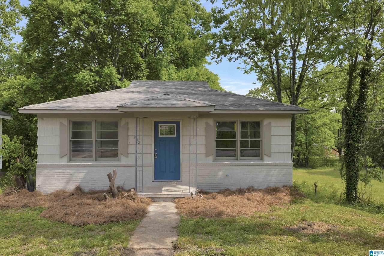 922 Woodward Road - Photo 1