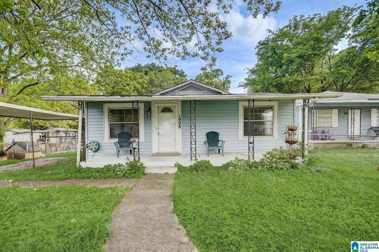 1908 Long 12Th Street - Photo 1