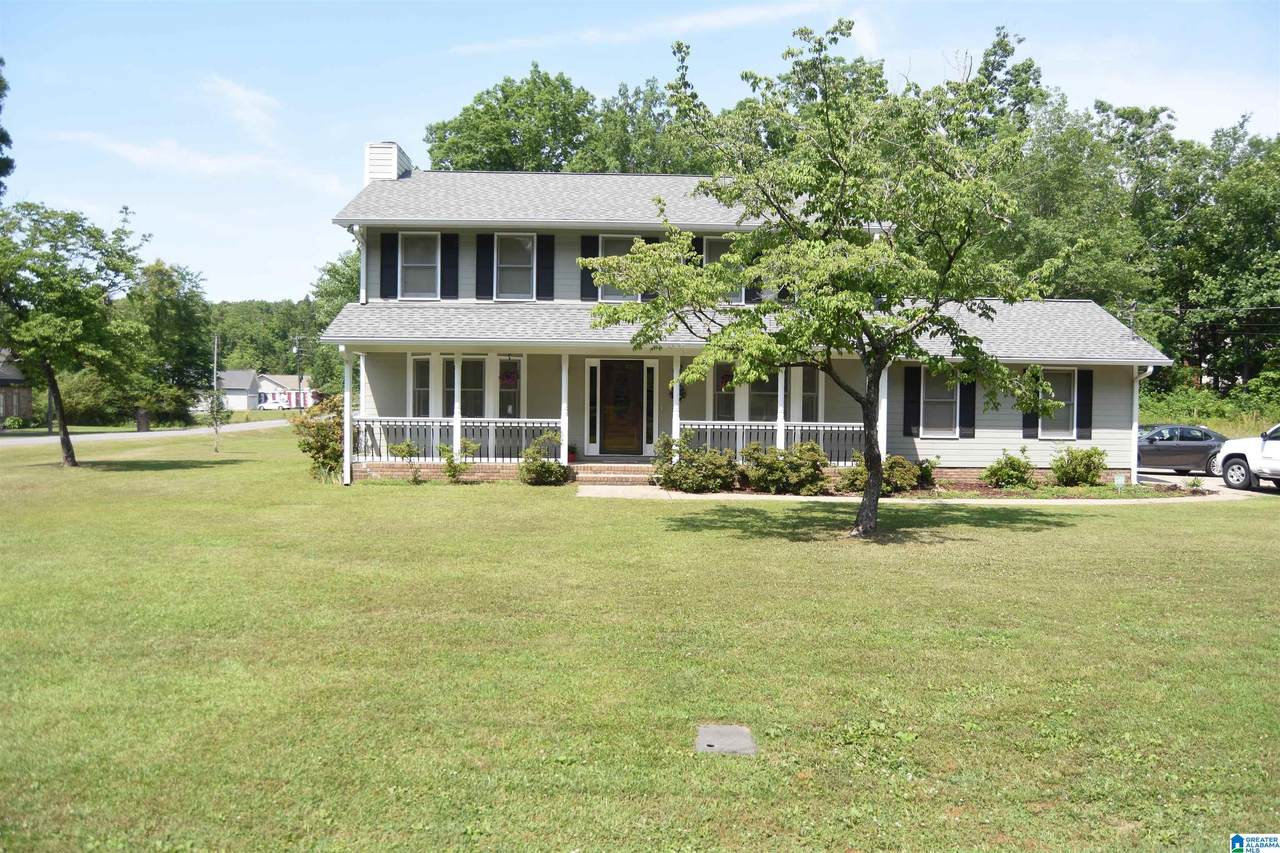 135 Mitchell Circle - Photo 1